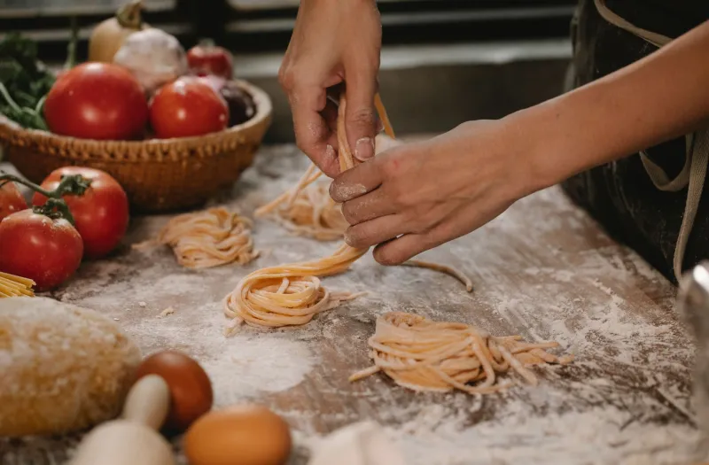 Grano, Semola e Farina: Come Scegliere la Base Giusta per la Pasta Napoletana